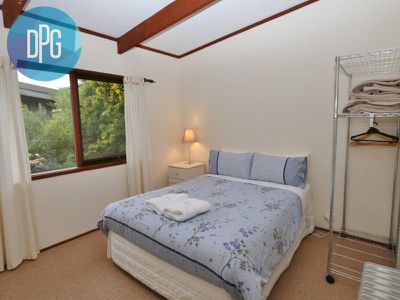 2 / 4 Omega Street, Merrijig
