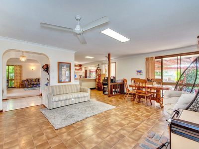 45 Blenheim Crs, Yamanto