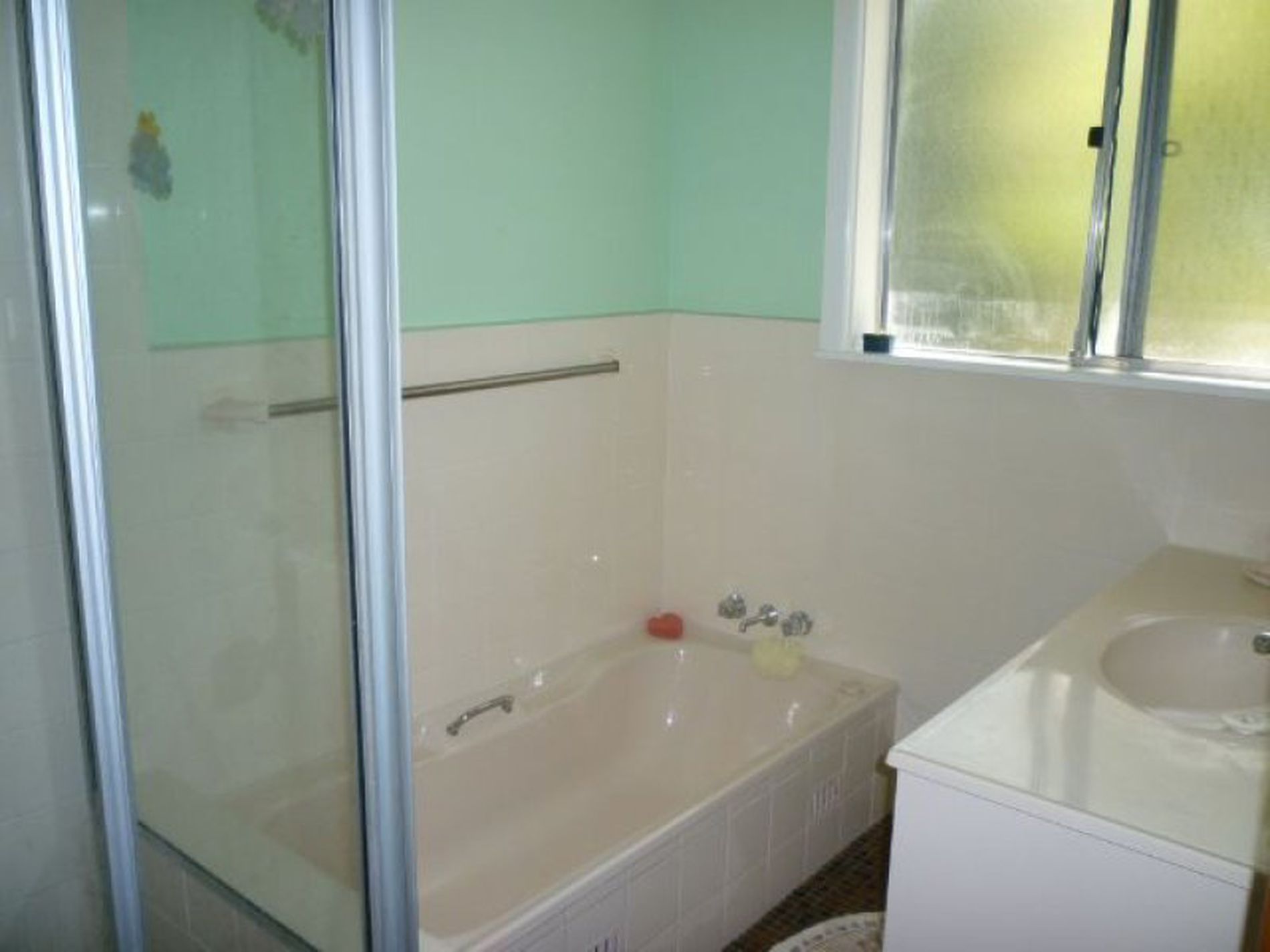 21 Seaview Street, Mollymook