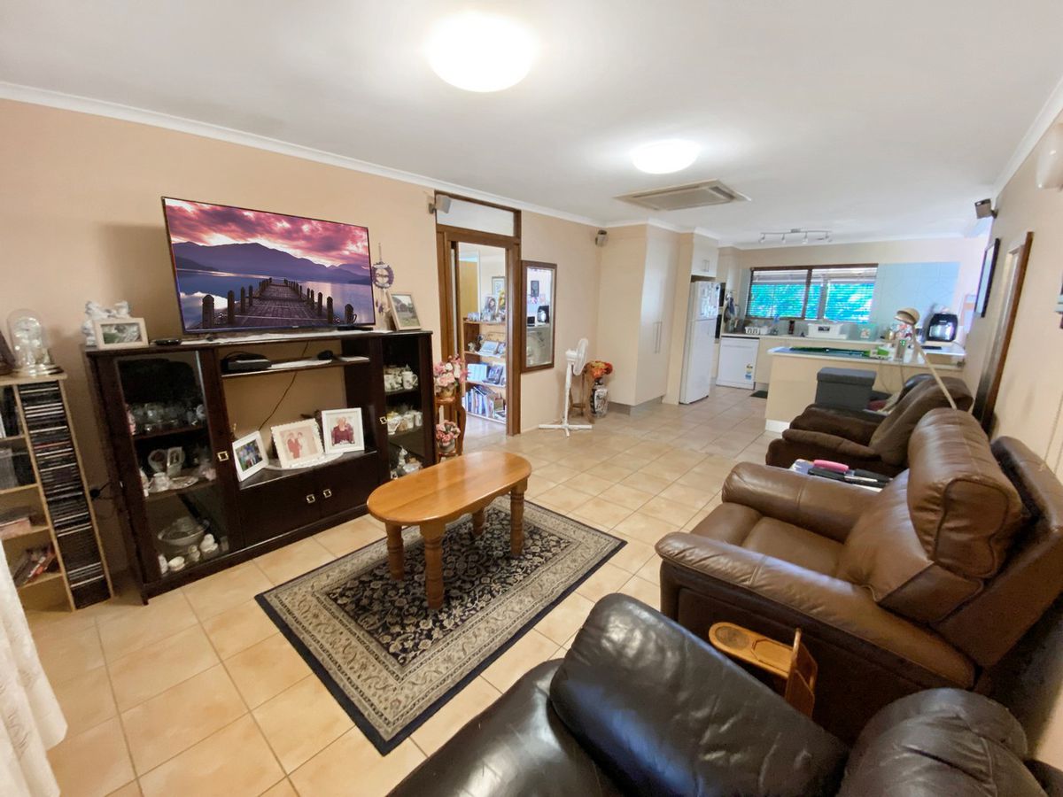 13 Pink Street, Atherton