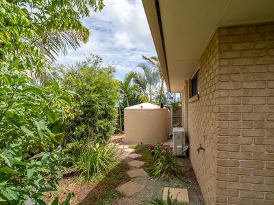 8 McIntyre Court, Urraween