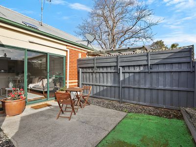 2 / 110 Weller Street, Geelong West