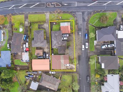 1 Riverpark Crescent, Henderson