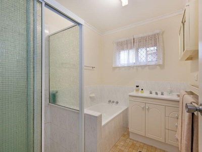 8 Thula Way, Rochedale South