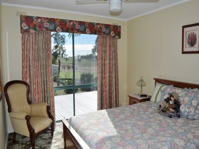 261 Sawyer Road, Jindera