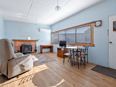 10 Honeysuckle Avenue, Sisters Beach