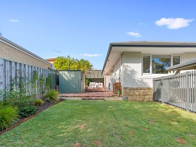 100 Weaponess Road, Wembley Downs