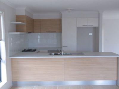 2 Sandra Court, Point Cook