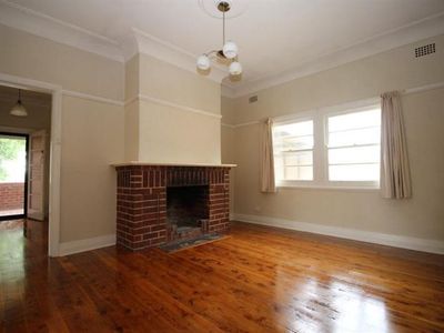 36 Brilliant Street, Bathurst