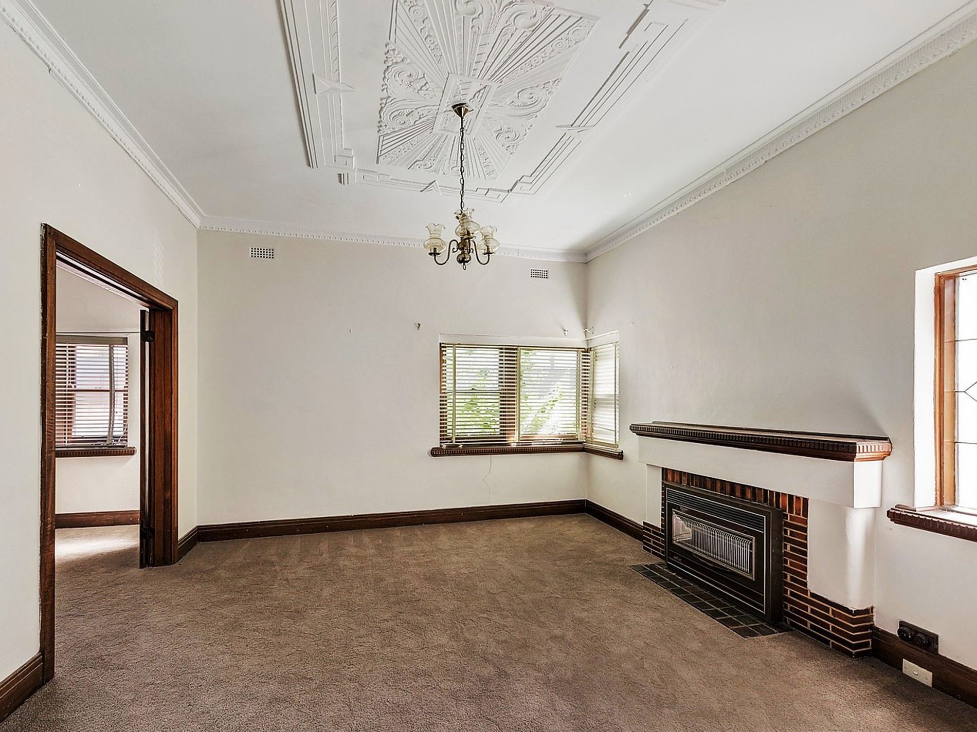 114 Summerhill Road, Glen Iris