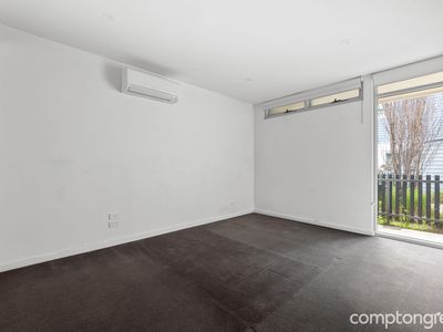 24 / 87-93 Stevedore Street, Williamstown