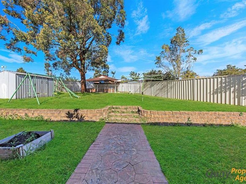 11 Rixon Rd, Appin