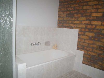 Unit 8 / 34 Thornton Street, Raceview
