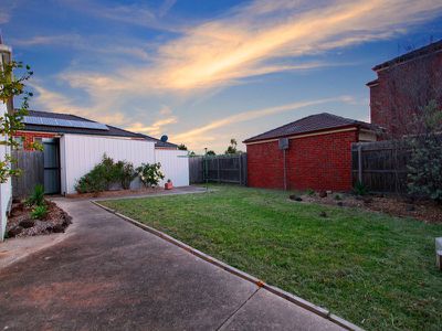 23 Lakeview Drive, Narre Warren South