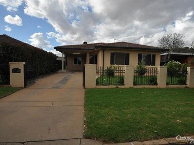 20 Lovett Avenue, Dubbo