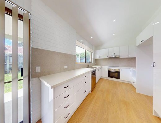 Newly renovated, Great Location image 2