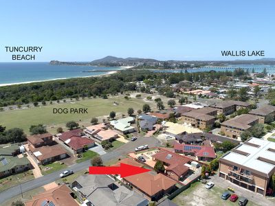 32 Pacific Parade, Tuncurry