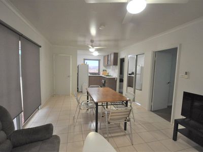 15 SPINIFEX Street, Newman