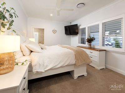 19 MITCHELL STREET, Wodonga