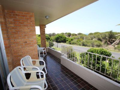 15 / 21 Beach Road, Hawks Nest