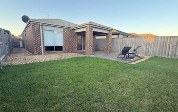 7 Lincoln Avenue, Officer