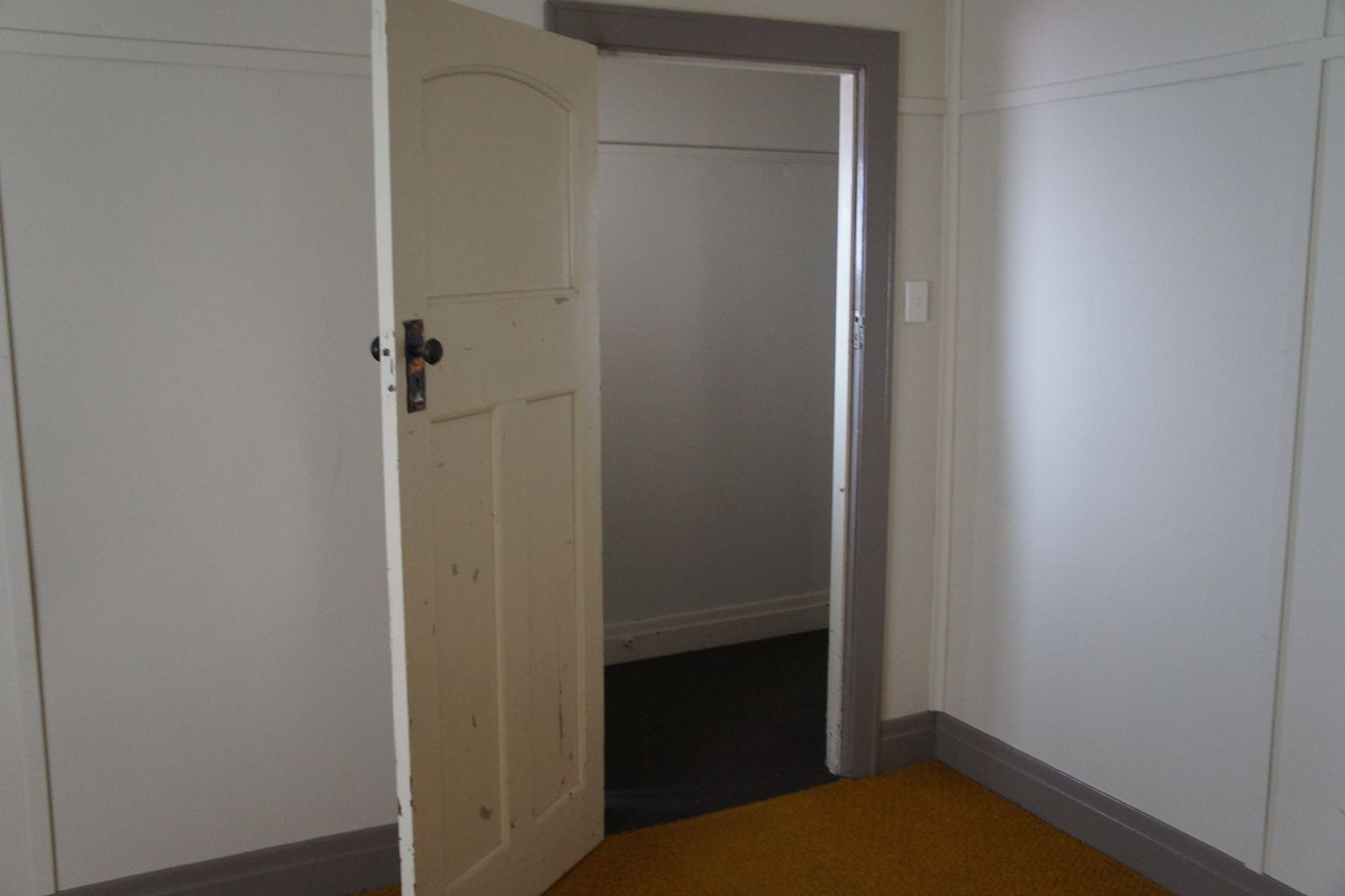 12 George Street, Horsham