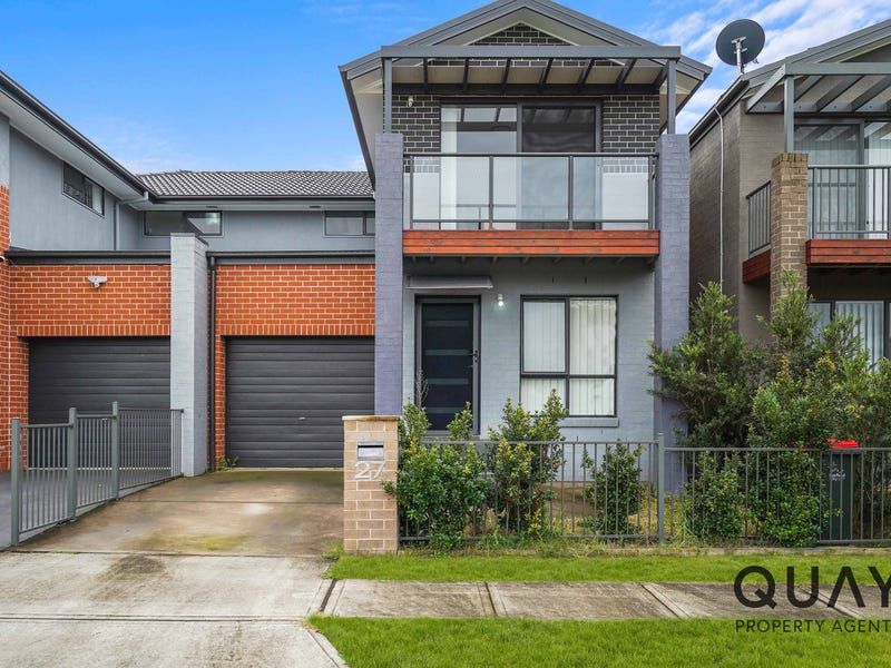 27 Bishop Crescent, Bonnyrigg