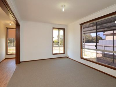 10 Dorothea Street, South Kalgoorlie