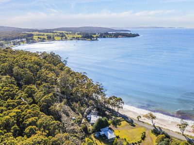 118 Kingfish Beach Road, Southport
