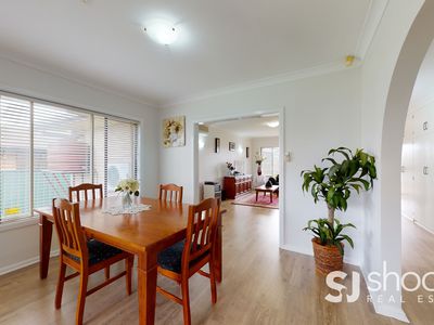 27 Oxley Circle, Dubbo