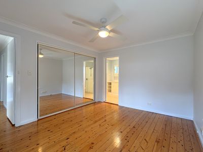 4 Poilus Parade, Tanilba Bay