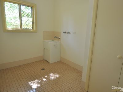 4 / 21  Bedford Avenue, Dubbo