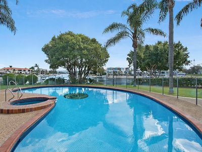 36 / 20 Commodore Drive, Paradise Waters
