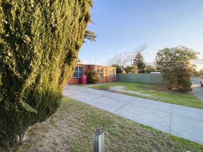 Queen Street Office / Sargood Street, Altona