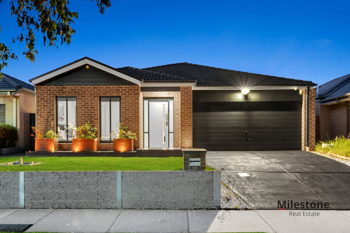 68 Sabel Drive, Cranbourne North