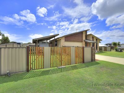 9 Sunset Avenue, Woodgate