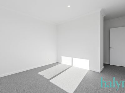 19 Penzance Circuit, Glendalough