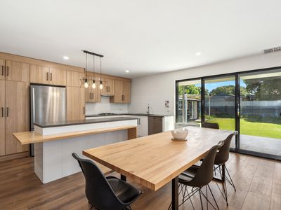 ROOM 1 / 6 Packer Avenue, North Plympton