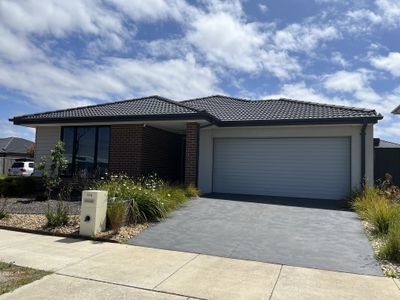 154 Batten Road, Armstrong Creek