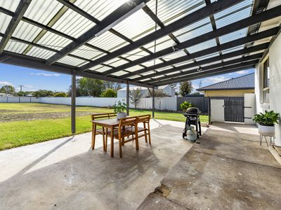 33 Aitken Street, Millicent