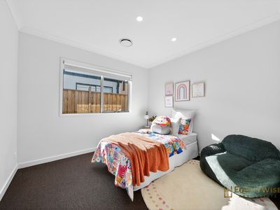 7 Homecrest Crescent, Wyndham Vale