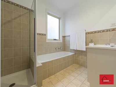 2 / 51 Sandover Circuit, Amaroo