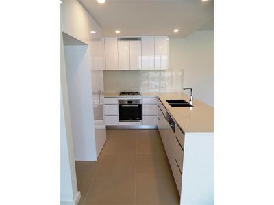 207 / 3 Grand Court, Fairy Meadow