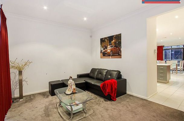 89 Ravenhill Boulevard, Roxburgh Park