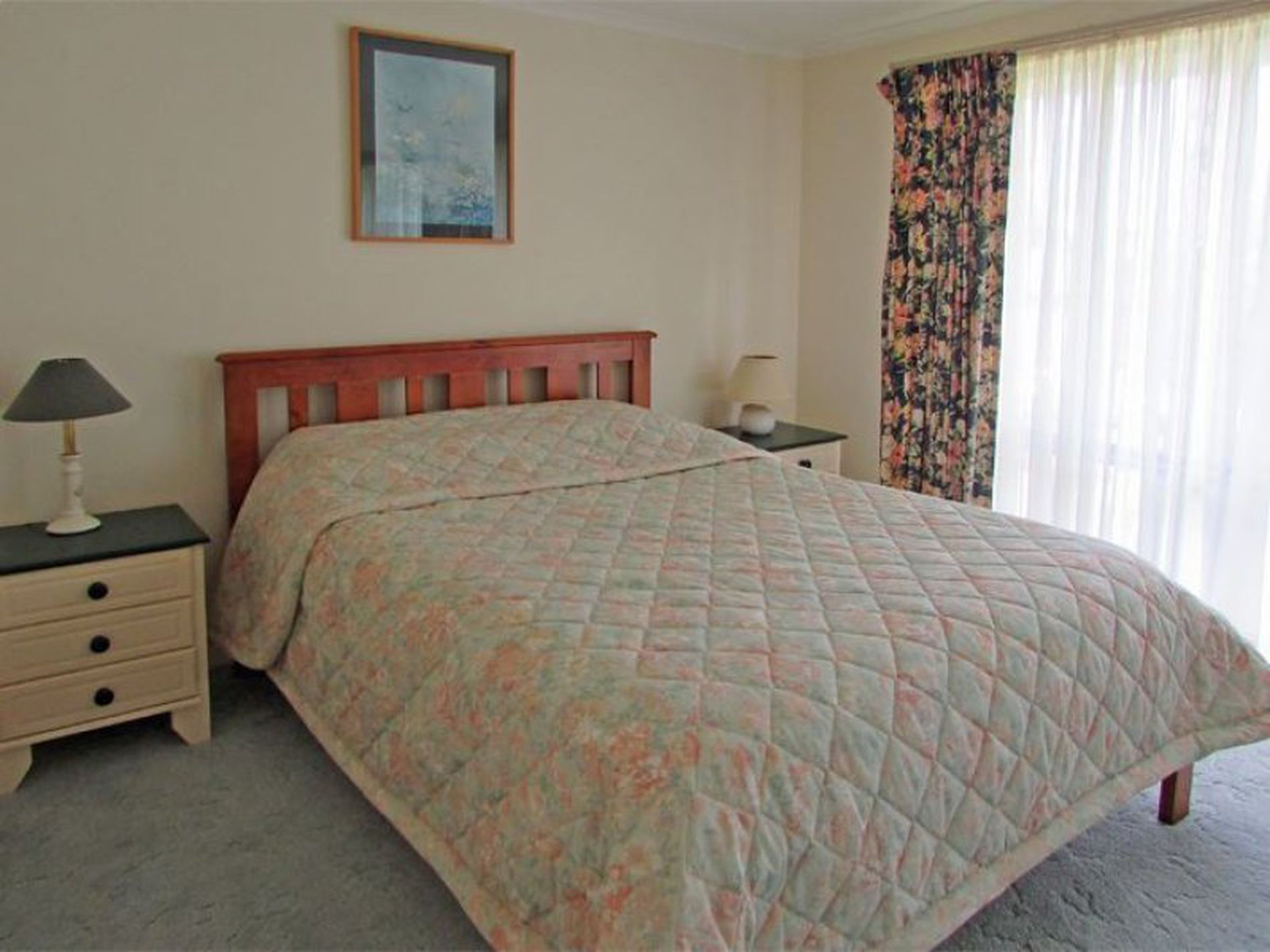 8 Bushland Avenue, Mollymook