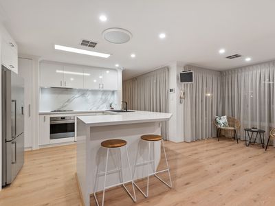 43 Evergreen Gardens, Carramar