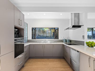 17 Noumea Place, Mairangi Bay