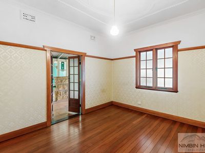 14 Standing Street, The Channon