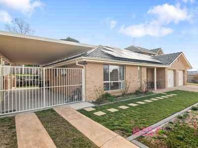37 Cedar Drive, Llanarth