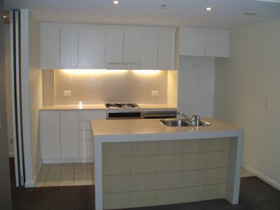 807 / 35 Shelley Street, Sydney